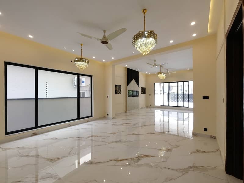 Centrally Located On Excellent Location House For Sale In Bahria Greens - Overseas Enclave Available 6