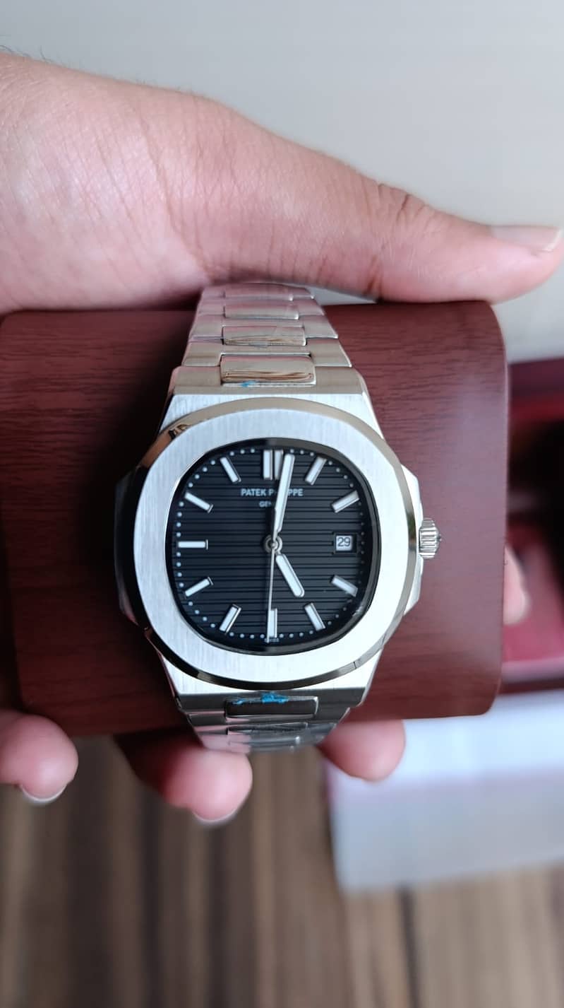 Patek Phillepe Nautilus (Automatic) 1