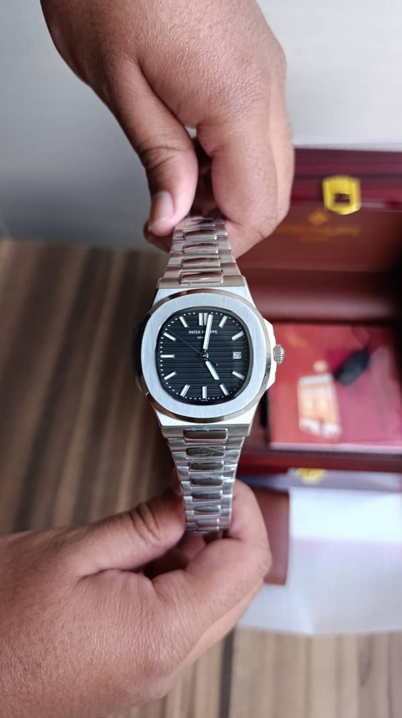 Patek Phillepe Nautilus (Automatic) 3