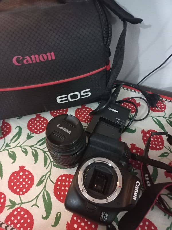 Canon EOS 2000D 4