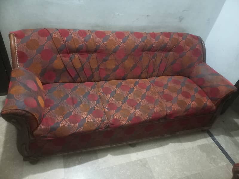 Sofa set with table urgent sale 3