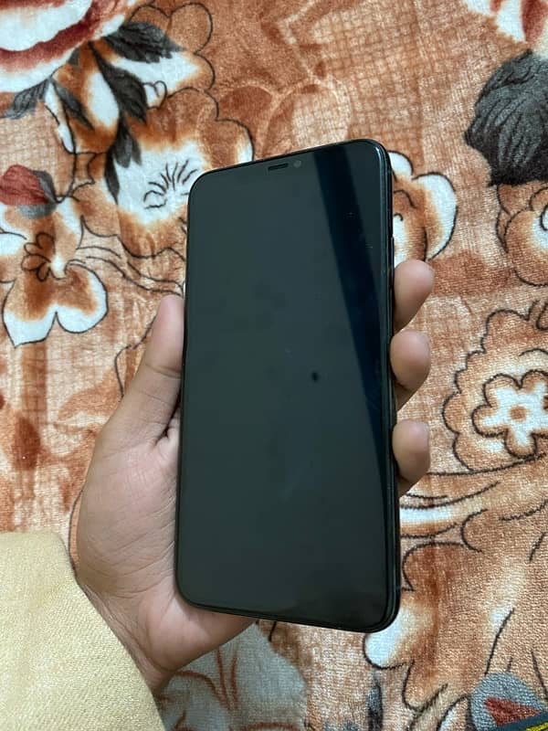 iPhone 11 pro max 5