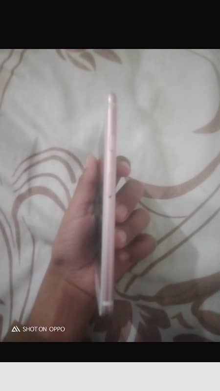 IPhone 6s panel tota howa hai 4