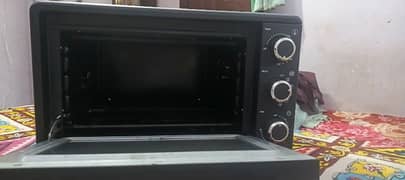 microwave oven