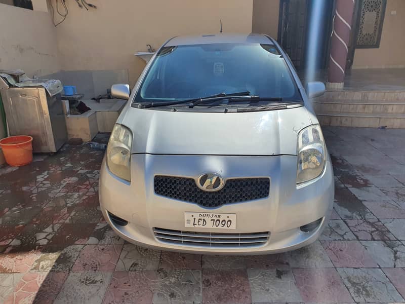 Toyota Vitz 2009 8