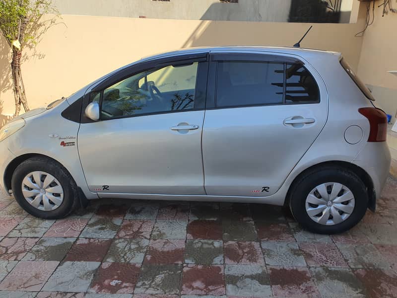 Toyota Vitz 2009 9