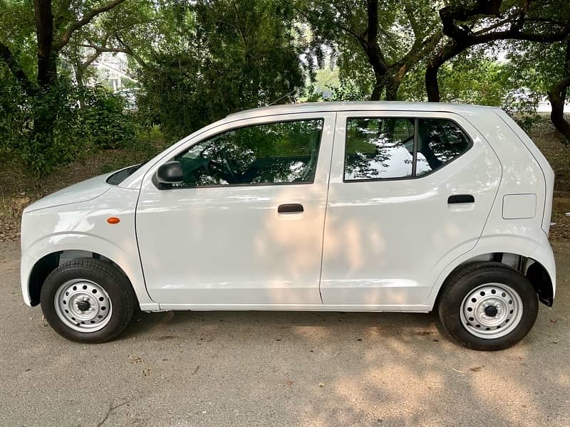 Brand New Suzuki Alto VXR 2025 3