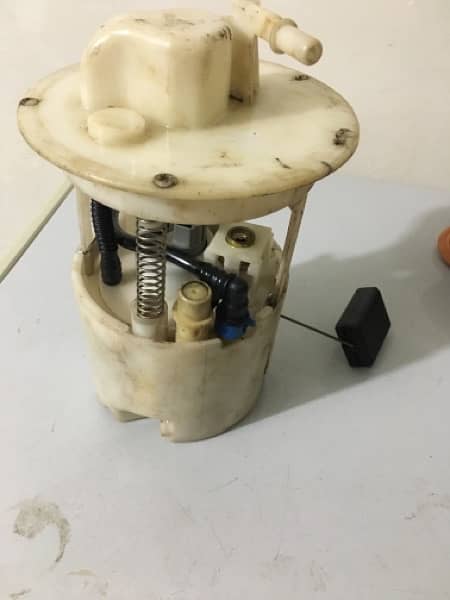 Mazda RX8 orignal Fuel pump 1