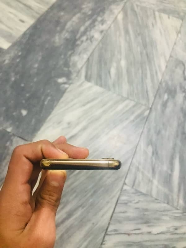 iPhone XS for sale 4