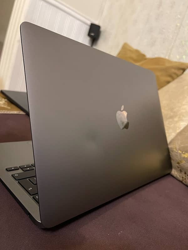 Apple MacBook Air M1 2