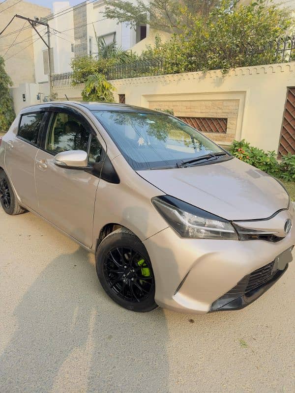 Toyota Vitz 2016 1