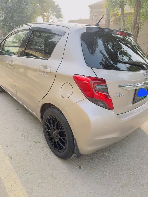 Toyota Vitz 2016 7