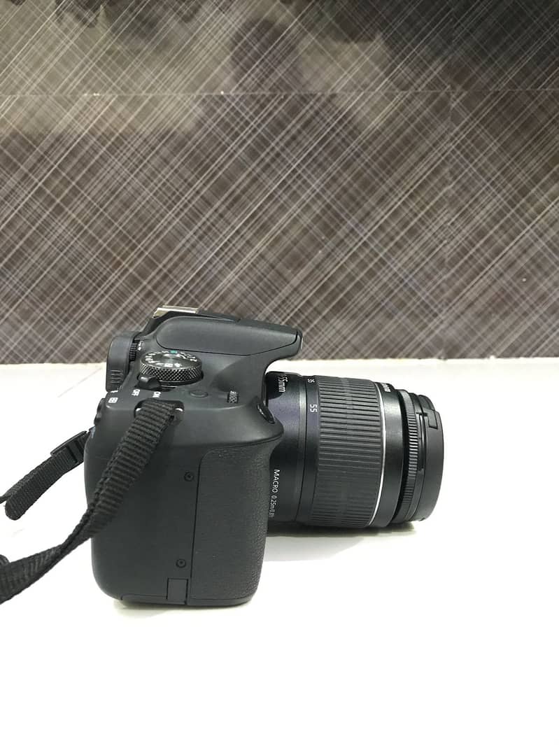 canon 2000d almost brand new condition 4