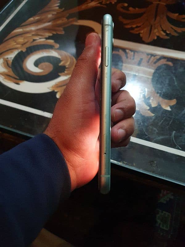 IPhone 11 128gb single sim pta approved with box 1