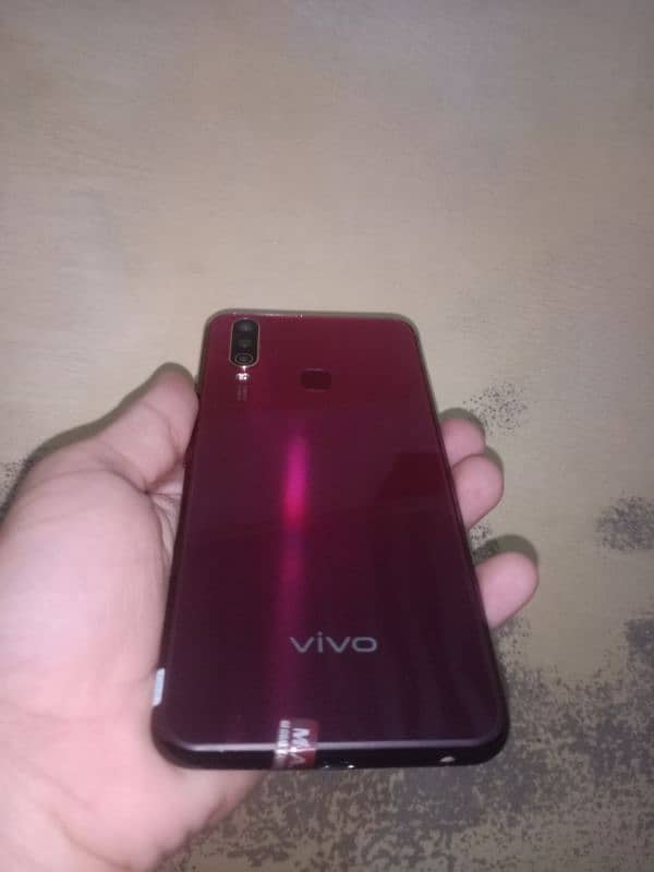 Vivo y 17 3