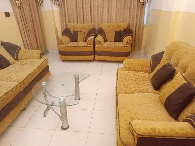 7 seater sofa set with central table 3