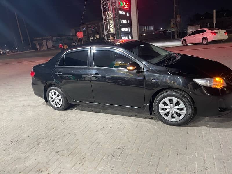 Toyota Corolla GLI 1.6 auto transmission 2012 5