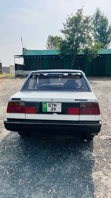 Toyota Corolla 2.0 D 1986 3