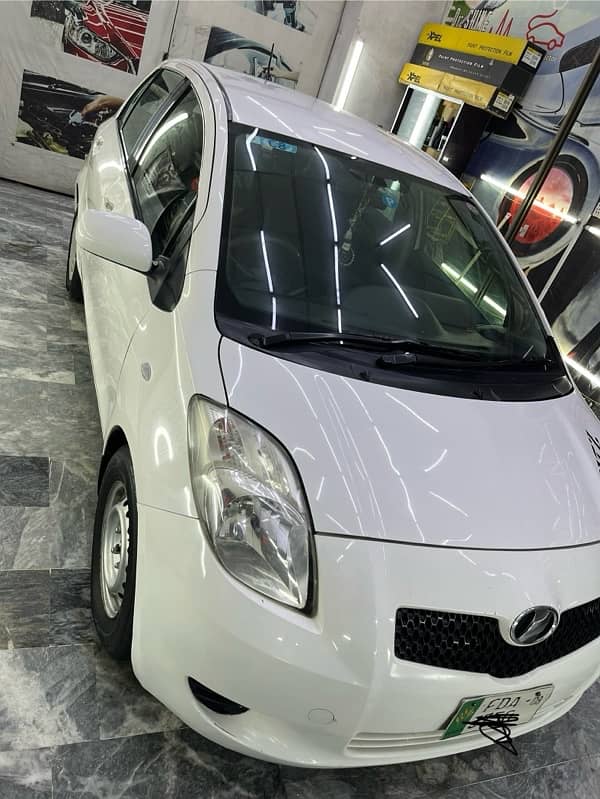 Toyota Vitz 2008 1