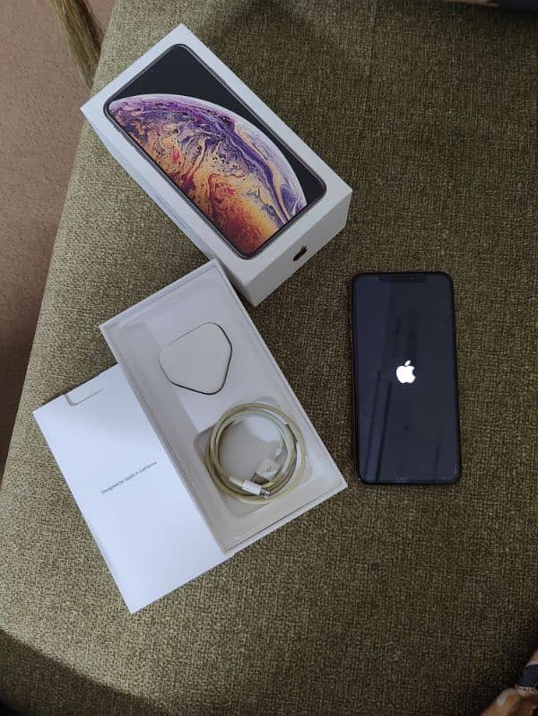 Iphone XS Max 256GB up for sale! 0