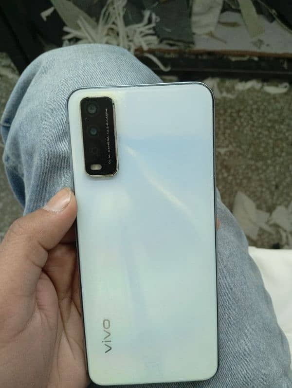 Vivo y20. 1