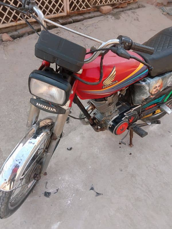 Honda 125 2008 4