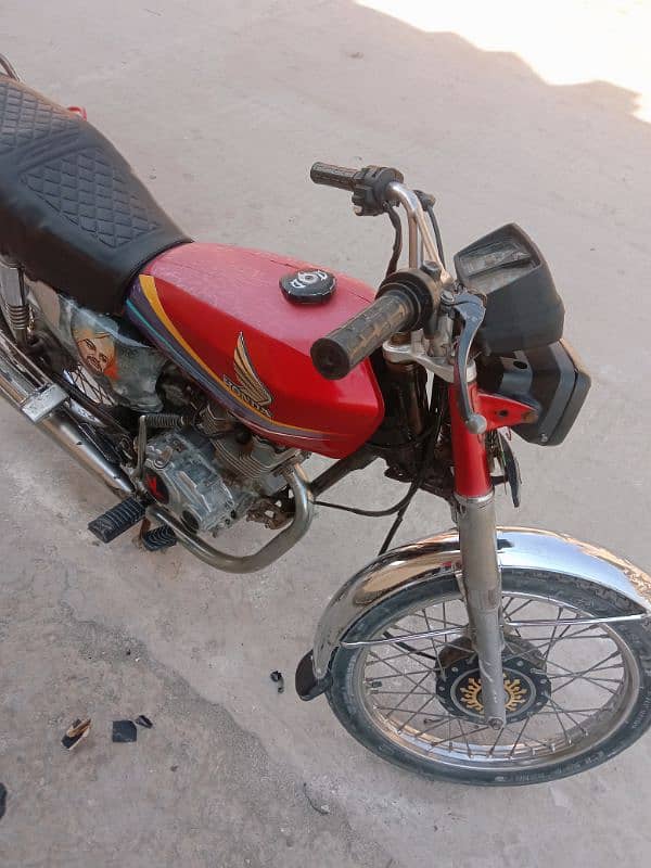 Honda 125 2008 8