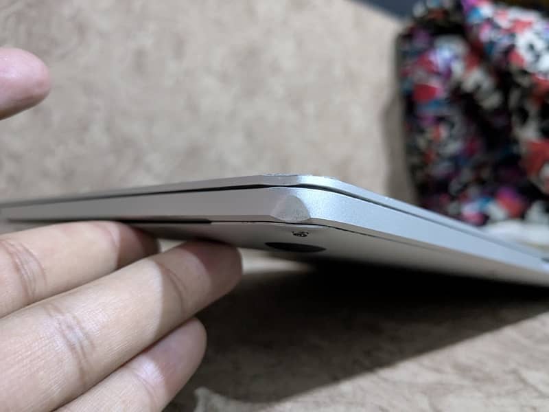 MacBook (2018 Model) 2