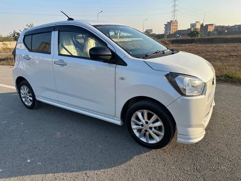 Daihatsu Mira 2023 9