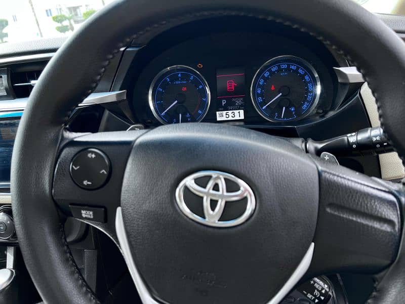 Toyota corolla grandy 2016 model total original urgent for sale 4