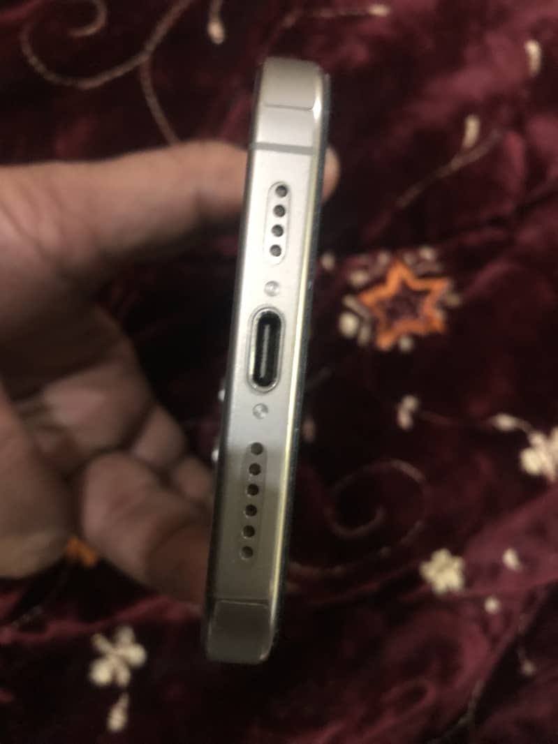 Apple iPhone 15 Pro Max Full original Dubai import 1