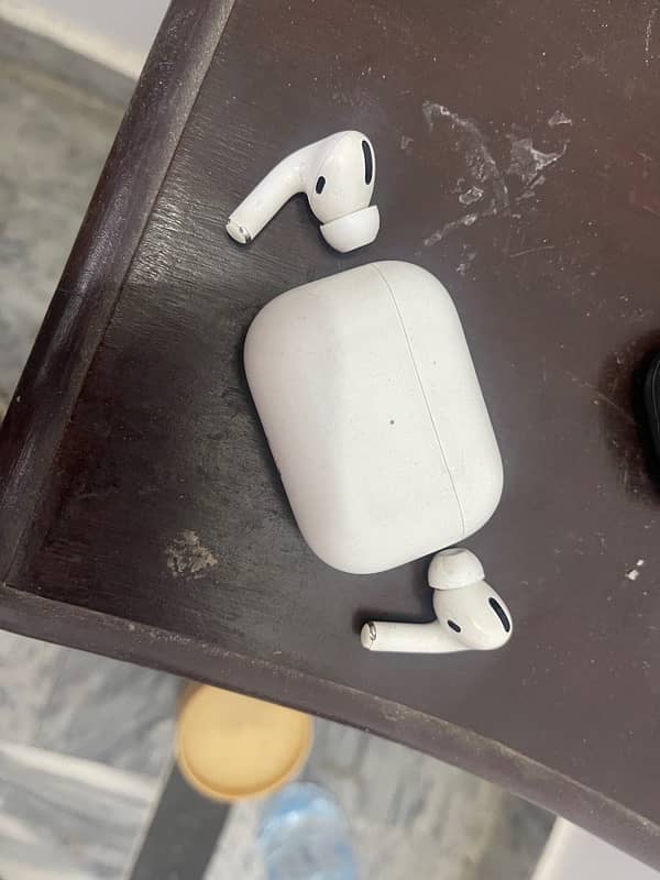 Apple AirPods 2 0