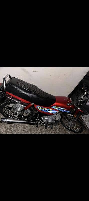 Honda CD 70 lush condition 2024 model 5k km use 1