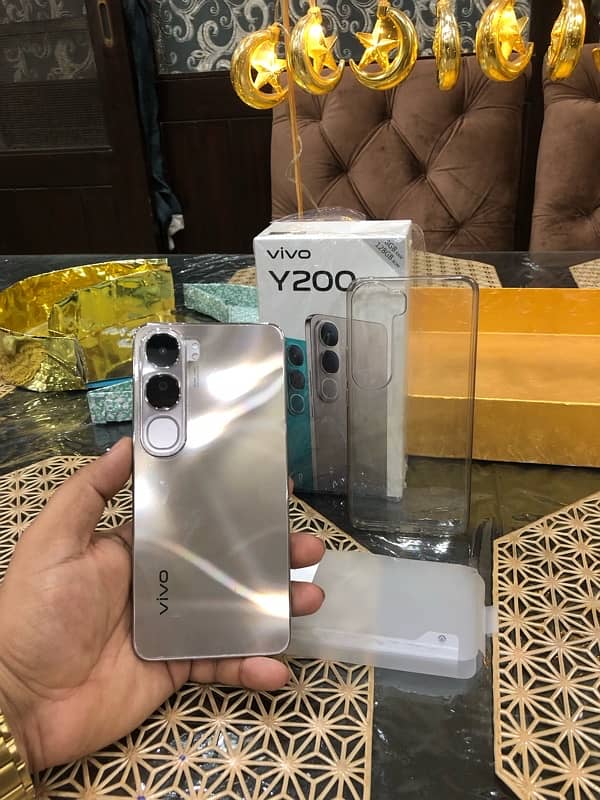 Vivo Y200 for sale 4