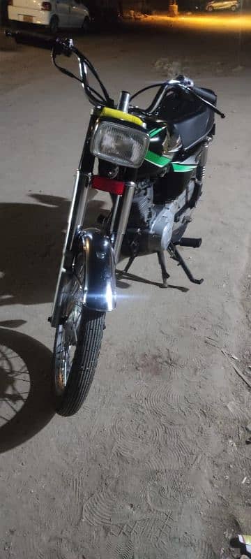 Honda Cg 125 Karachi no 1