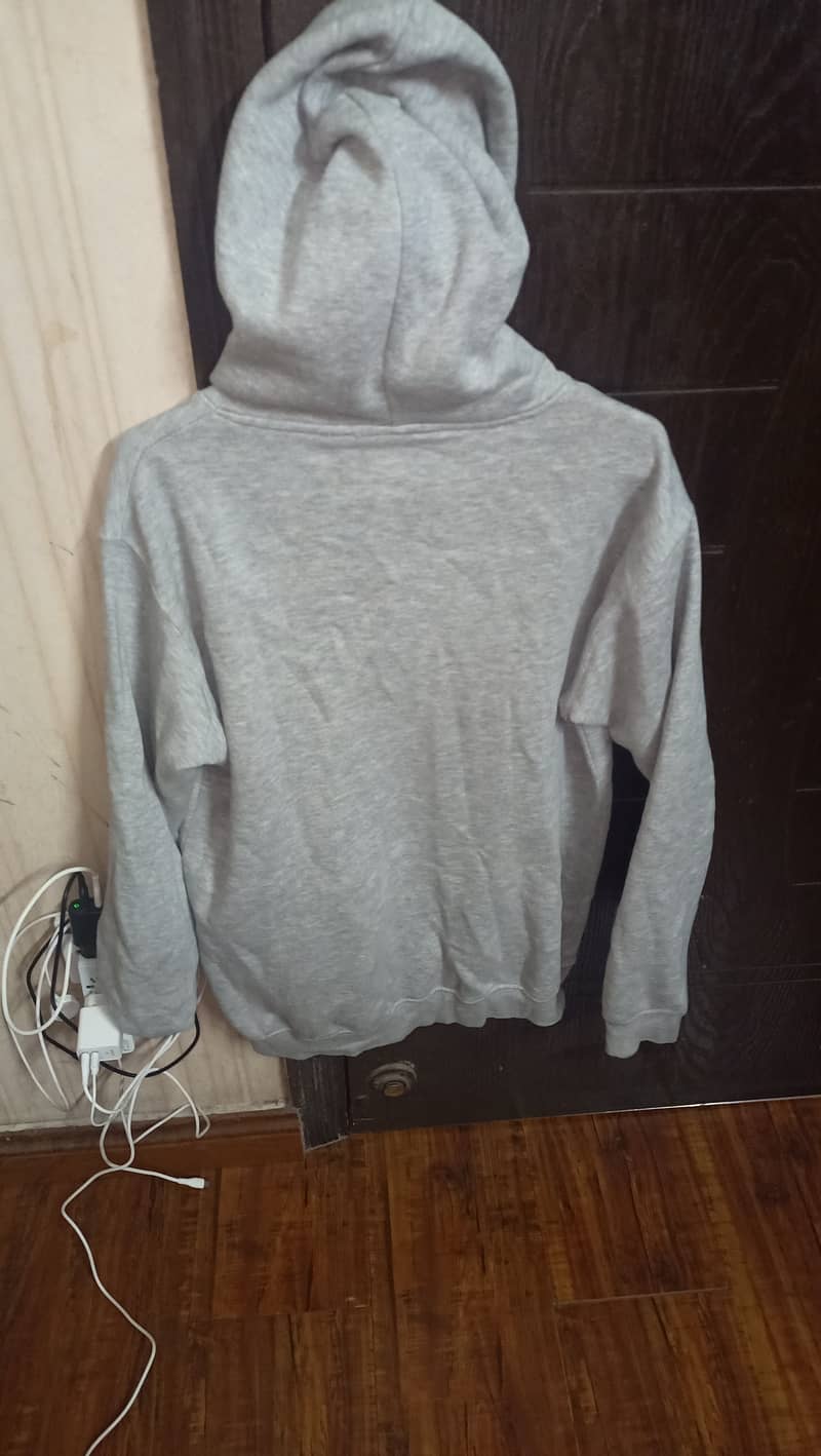 grey hoodie 0