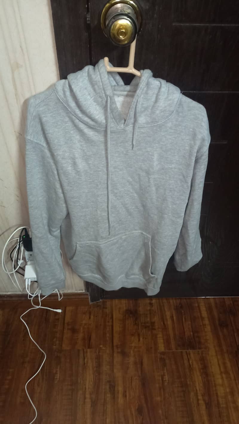 grey hoodie 1