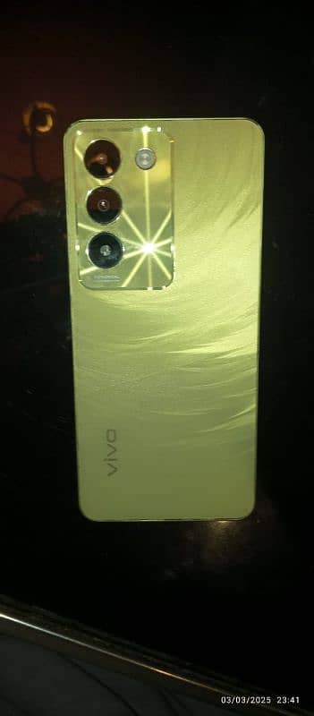 Vivo Y100 3