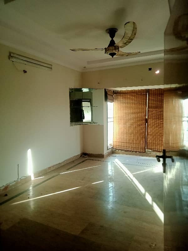 8 marla neat upper portion for rent in alfalah near lums dha lhr 9