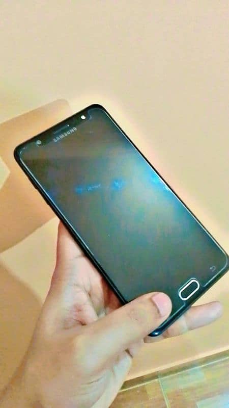 Samsung Galaxy J7MAX 5