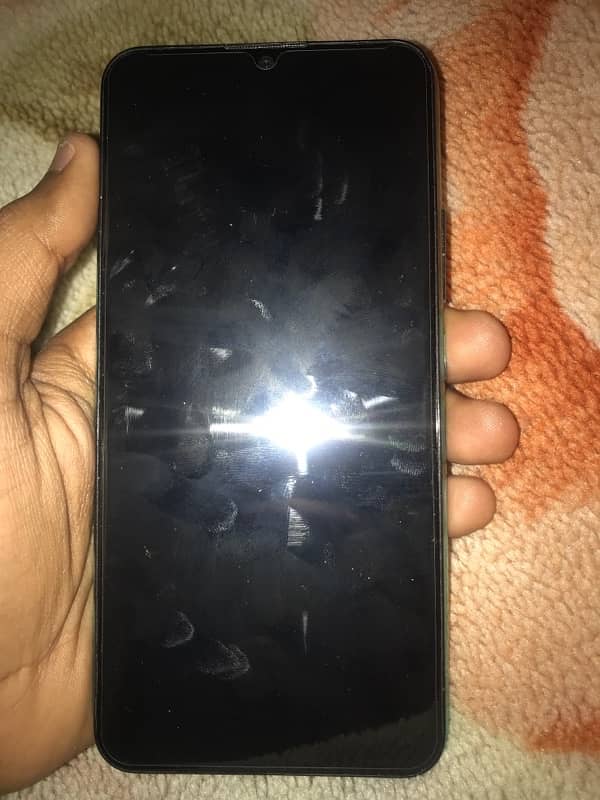 I sell my mobile Vivo  y17  for buying I phone 0