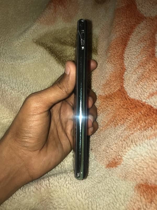 I sell my mobile Vivo  y17  for buying I phone 2