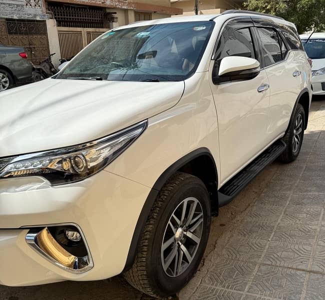 Toyota Fortuner V 2020 2nd owner on my name 0321 2952 901 13