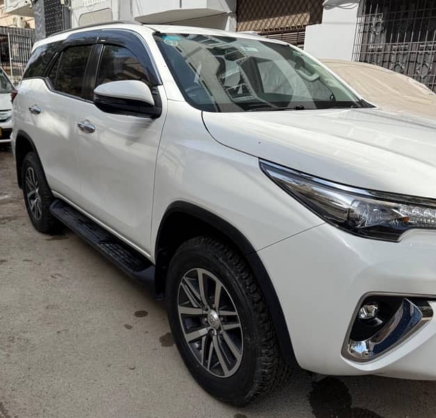 Toyota Fortuner V 2020 2nd owner on my name 0321 2952 901 17