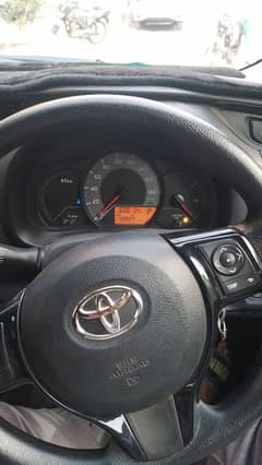 Toyota Vitz 2017