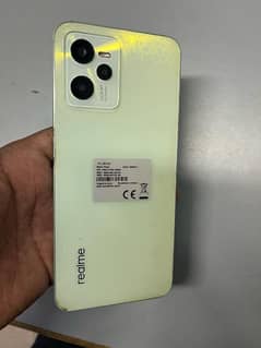 Realme C35