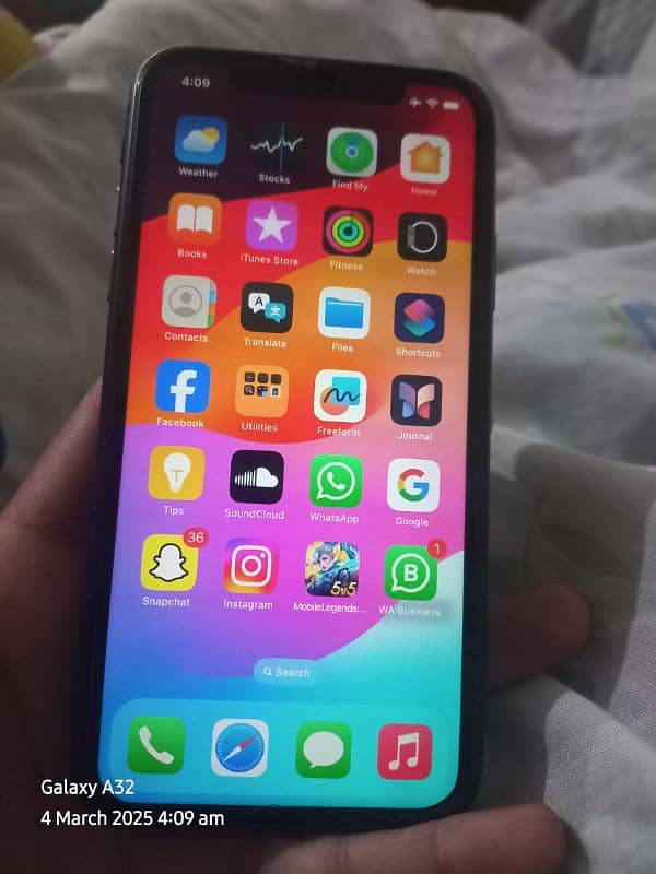 I'm selling my I phone 0