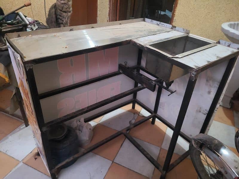 Fries counter For sale Brand new ha urgent sale 3