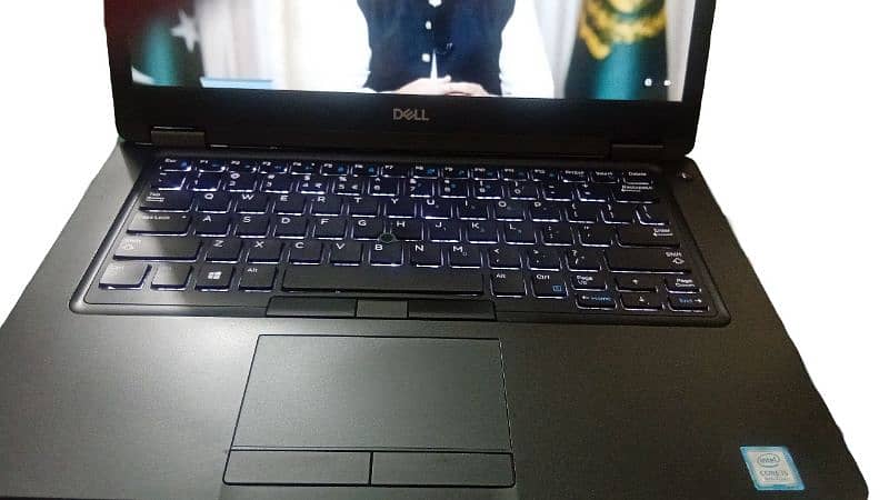 Dell Brand new laptop with new battery and win 11 pro original 2