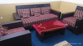 5 seat sofa set with tabal